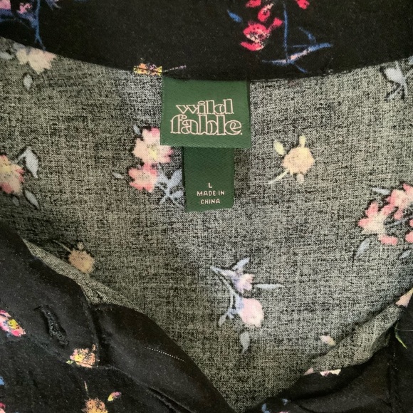 Wild Fable Floral Black Cropped Top - Picture 4 of 4